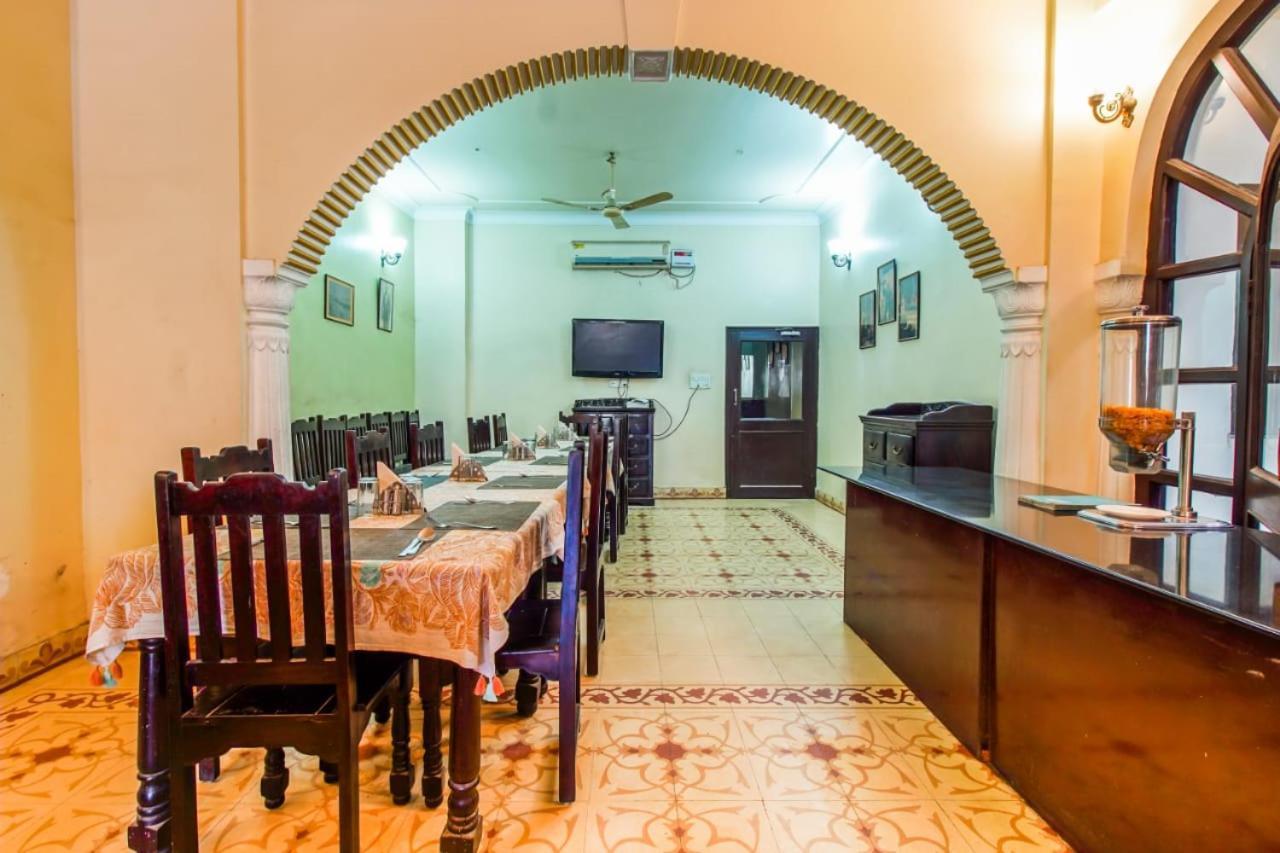 Hotel Utsav Niwas Jaipur Exterior photo